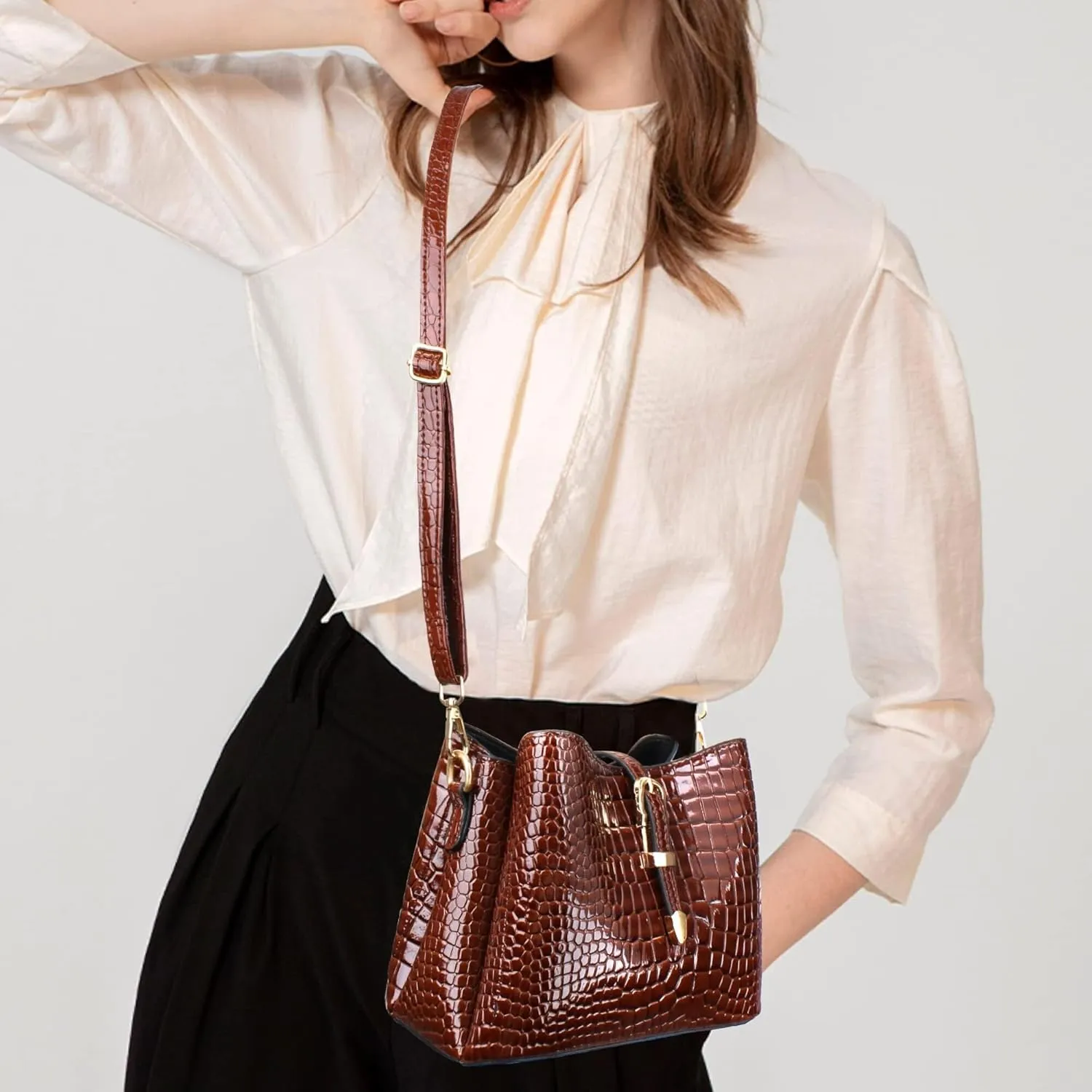 Alligator Embossing Messenger Purse Small Satchel Bags Brown Women Fashion Shoulder Handbag Purse