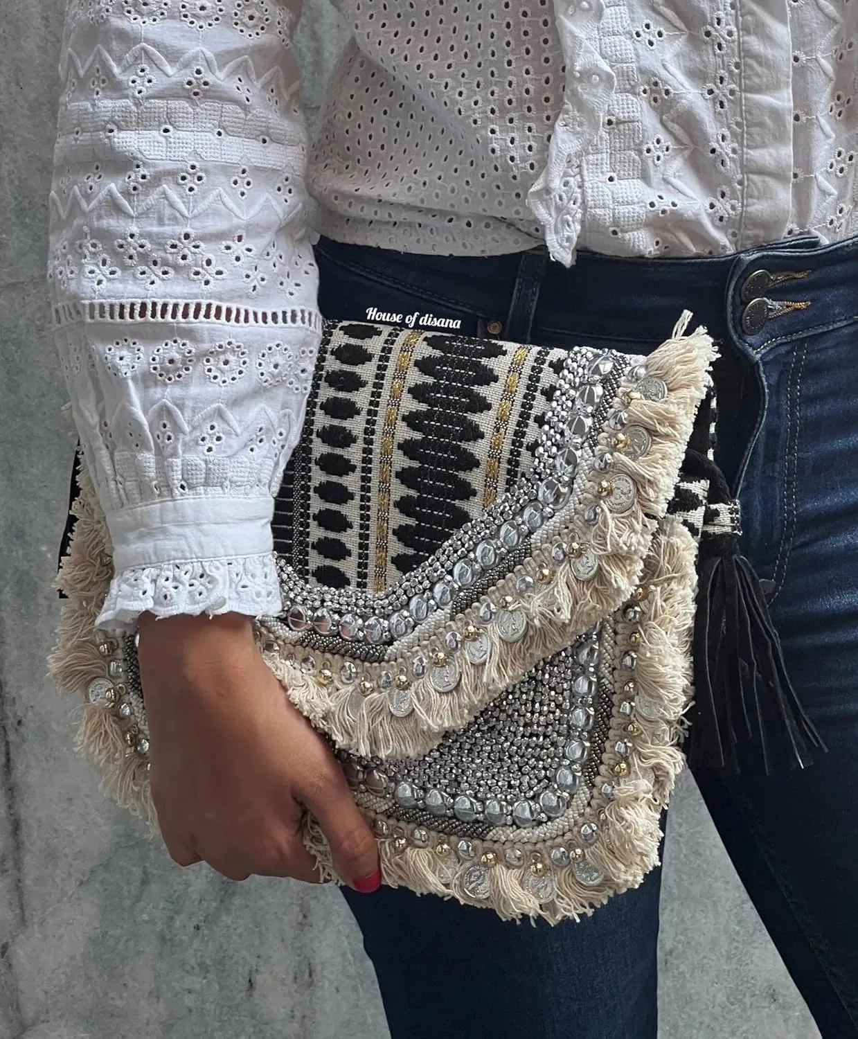 Embroidered bohemian bag Envelope Shoulder Bag Tote Handbags, Beach Bag for Vacation, Travel, Banquet Beach with chain (Design 1)