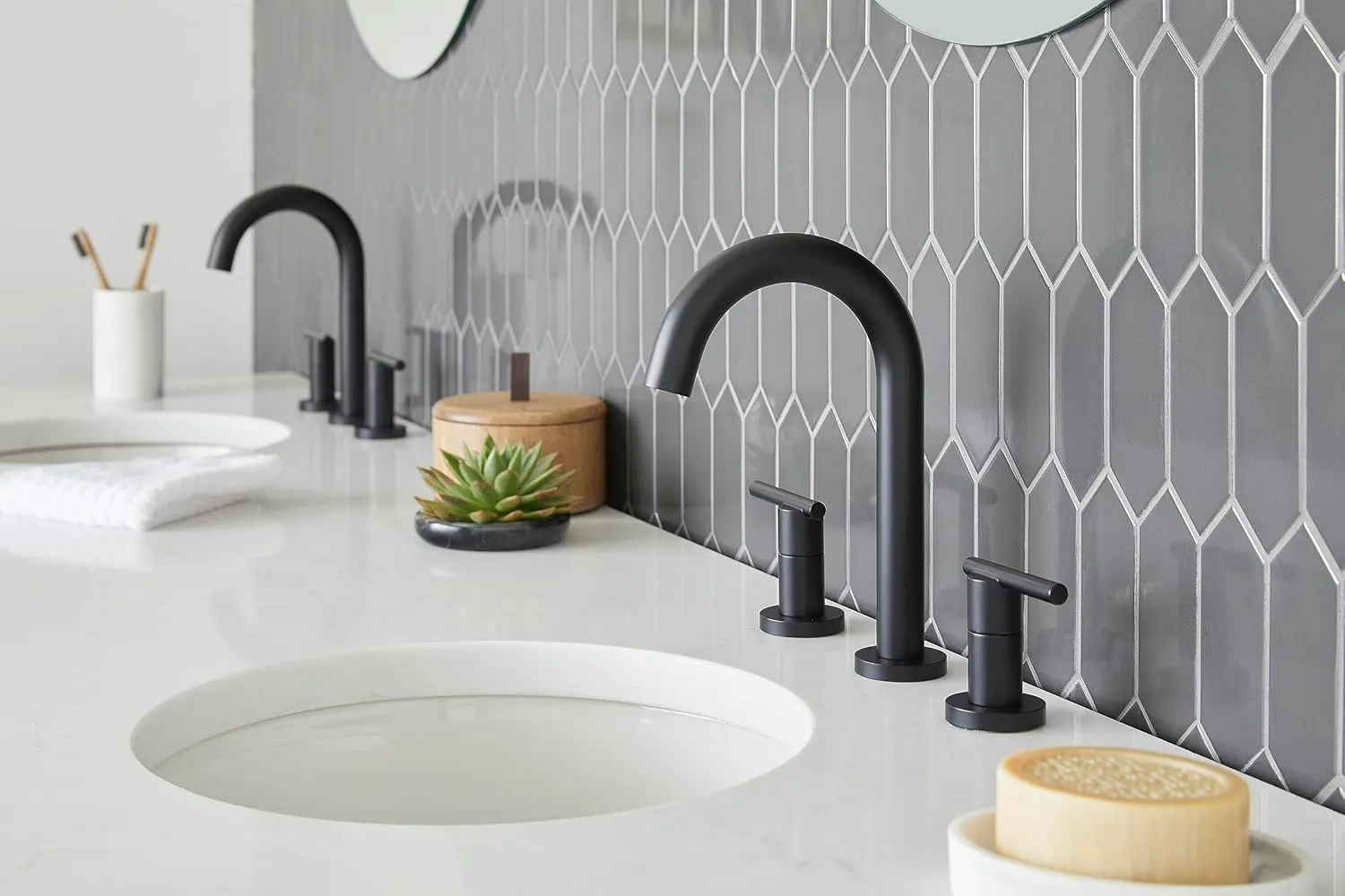 Gerber Plumbing Parma Trim Line Two-Handle Widespread Lavatory Faucet