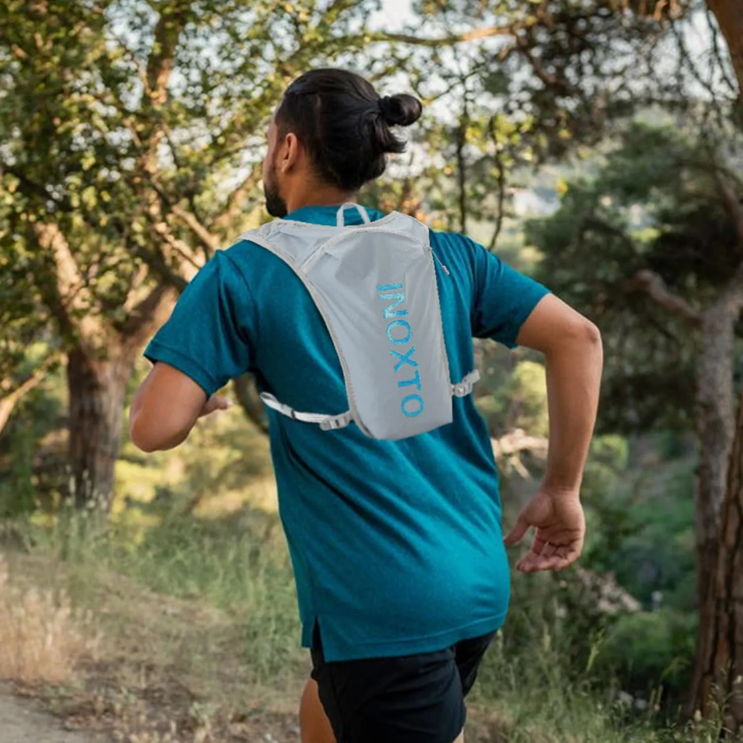 INOXTO Running Hydration Vest Backpack,Lightweight Insulated Pack with 1.5L Water Bladder Bag Daypack for Hiking Trail Running Cycling Race Marathon for Women Men