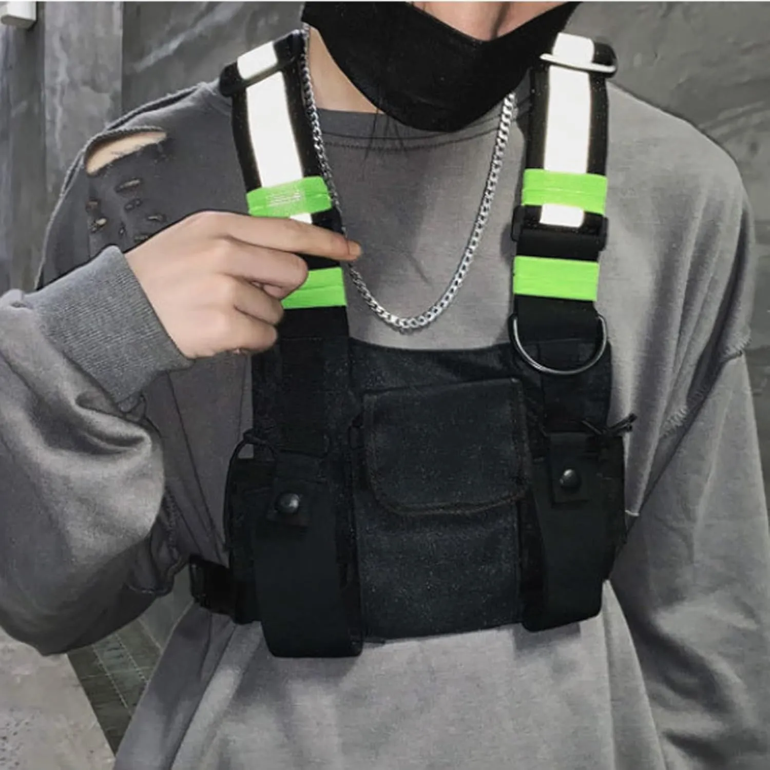 Maizoon Multi Pocket Chest Bag Two-Way Radio Walkie Talkie Hands-Free Pack with Phone Holder Adjustable Shoulder Strap Suitable for Outdoors Cycling and Hiking Black