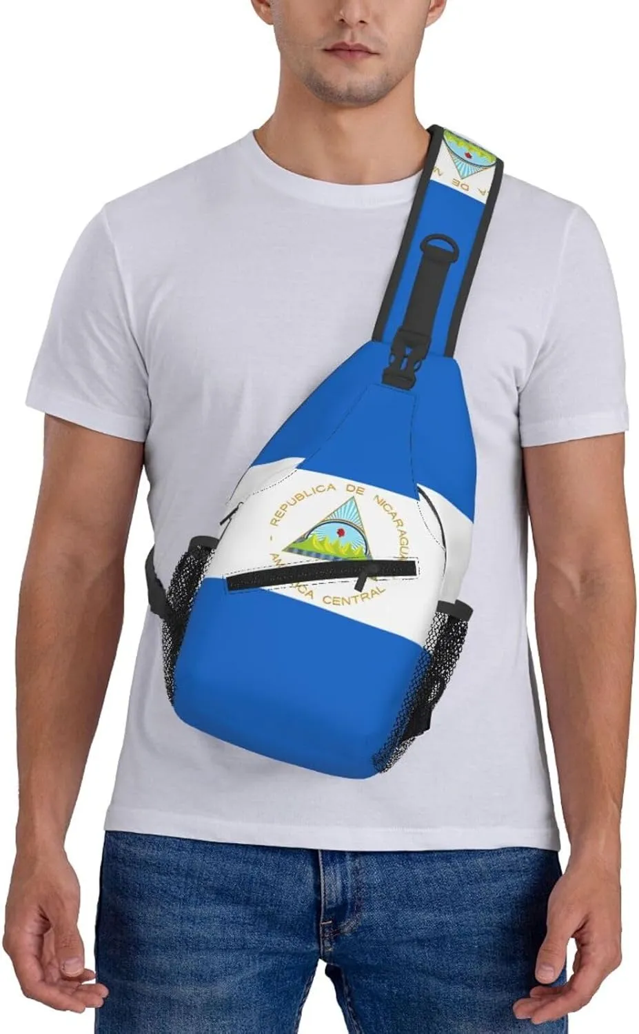 Nicaragua Flag Crossbody Bags Sling Backpack Cross Chest Bag Sports Shoulder Bag Gym Fanny Pack Adjustable Cycling Daypack Diagonally Rucksack for Running