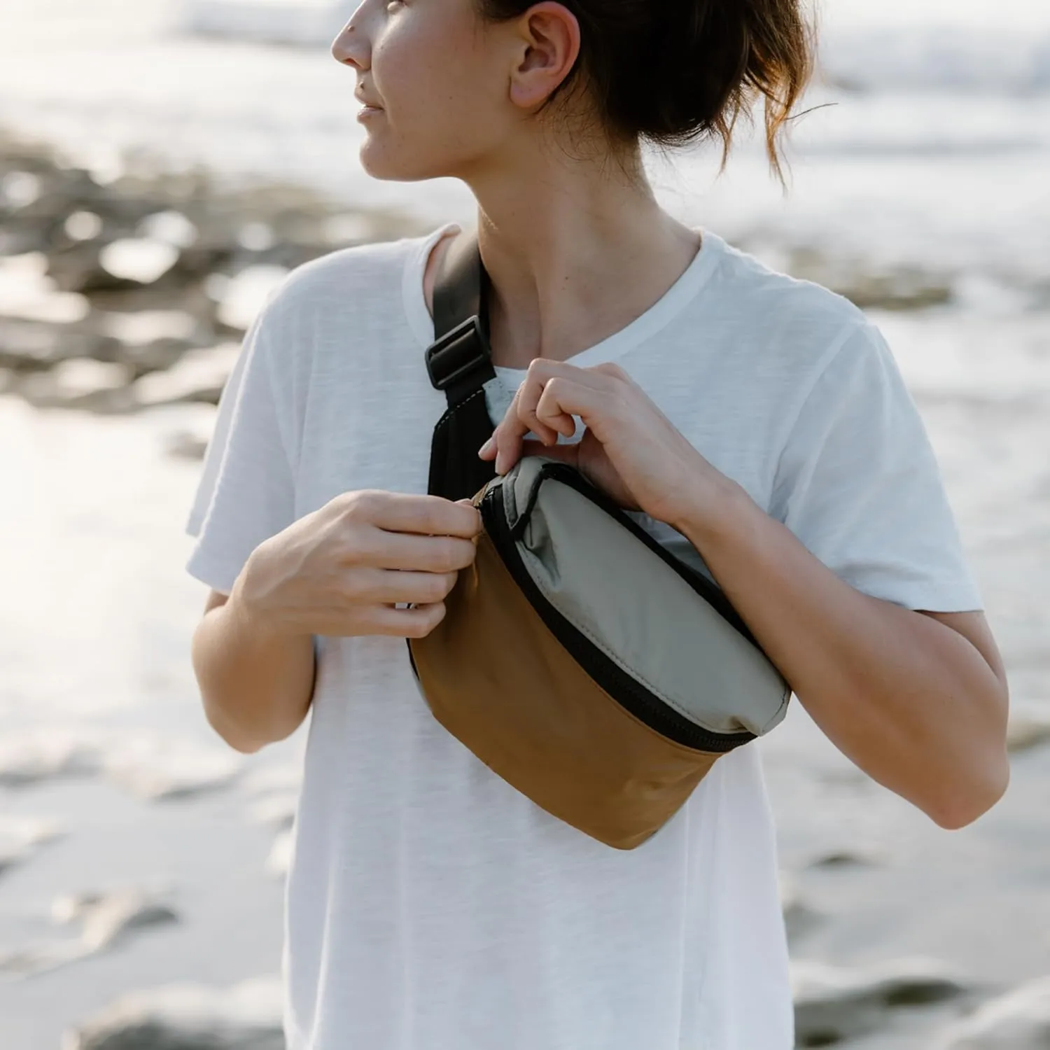 Nomadix Fanny Pack Eastern Beach – Lightweight, Water-Resistant Crossbody Bag for Hiking, Festivals, and Travel – Eco-Friendly Recycled Nylon with Key Clip, Dual Pockets, and Secure Storage