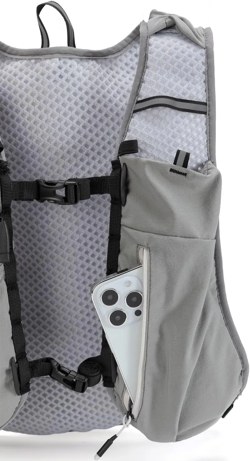 Running Vest for Women and Men Lightweight Hydration Backpack Pack with 1.5L Water Bladder Bag Running Gear Accessories for Hiking Trail Cycling Marathon