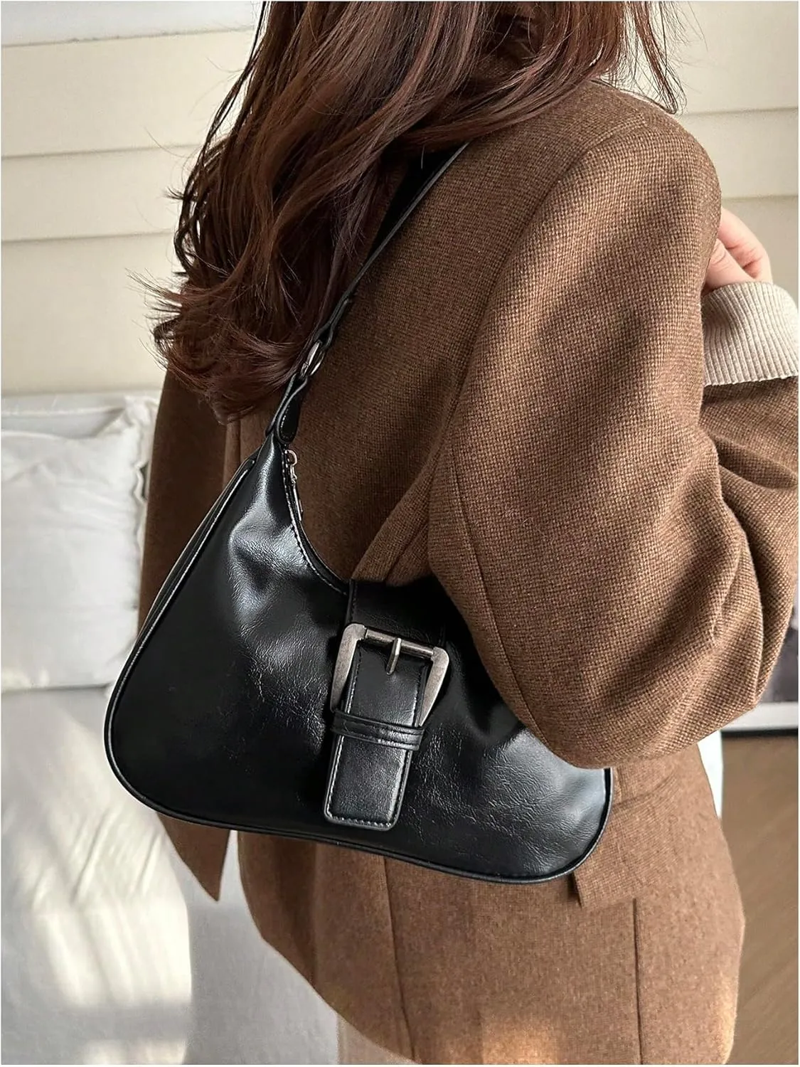 Verdusa Women's Buckle Crossbody Shoulder Bags Retro Top Handle Crescent Underarm Handbag